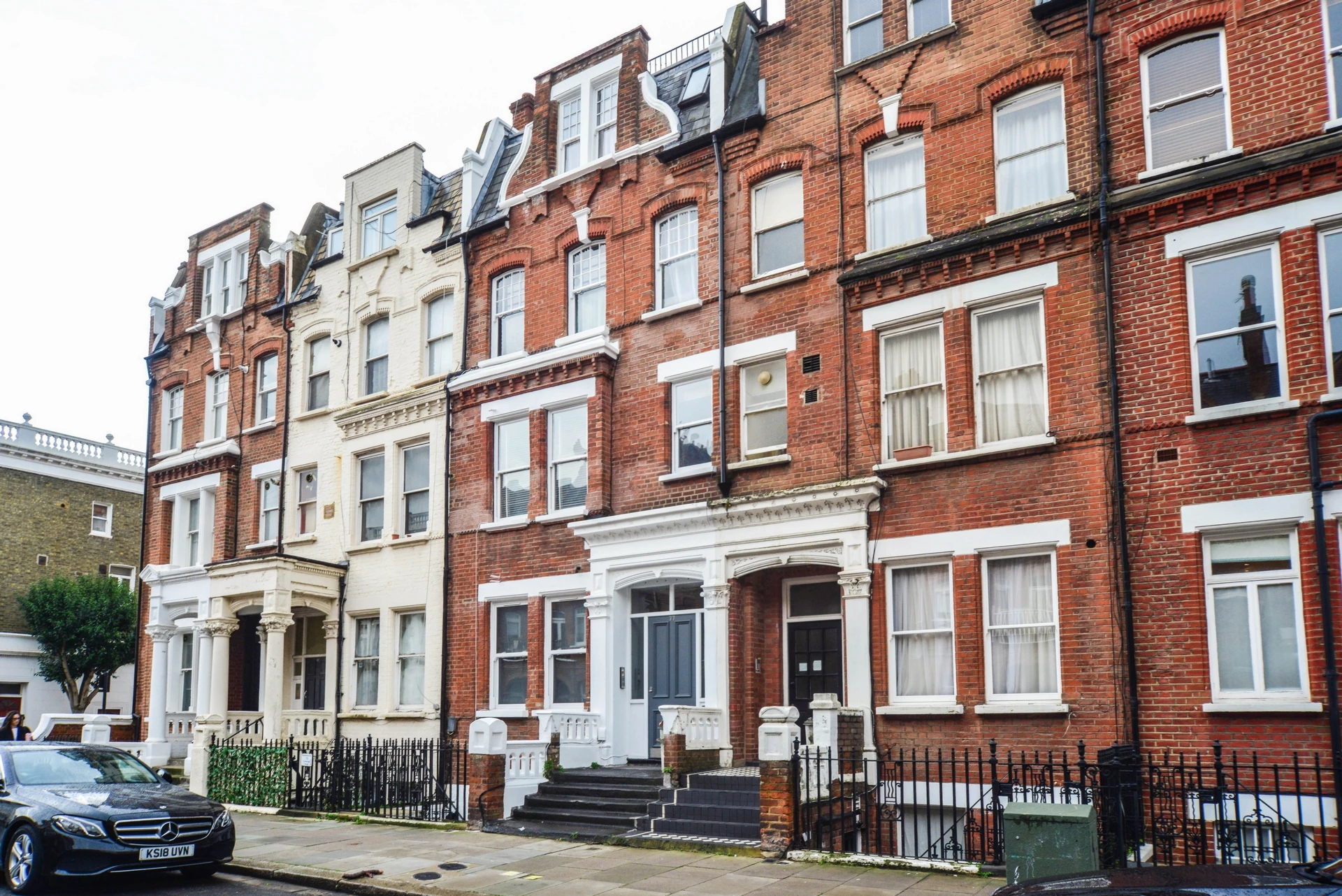 Barons Court W14