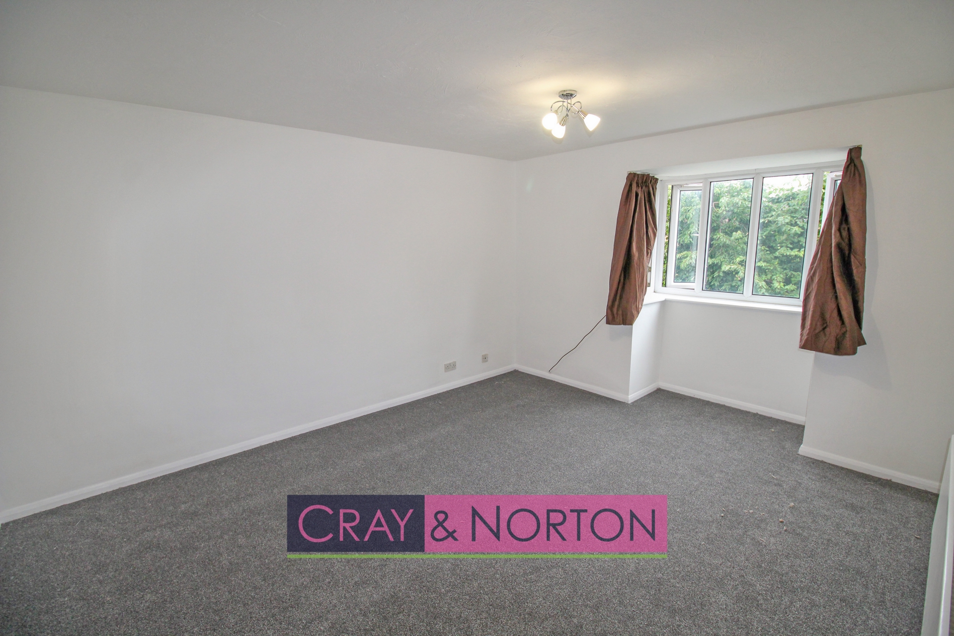 Property To Rent Burnham Gardens, Croydon, CR0 2 Bedroom Apartment