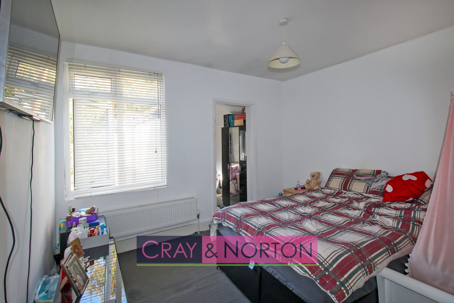 Property For Sale Exeter Road, CR0 3 Bedroom End Of Terrace through Cray and Norton