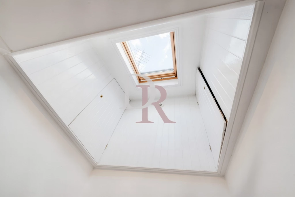 SKYLIGHT