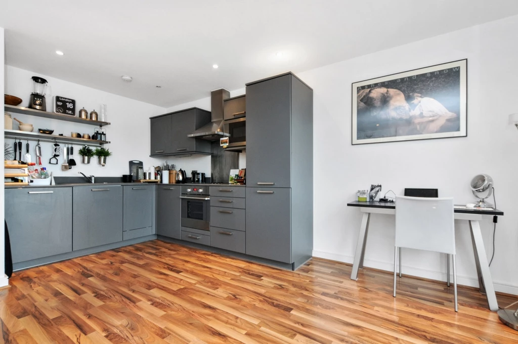 RECEPTION & KITCHEN