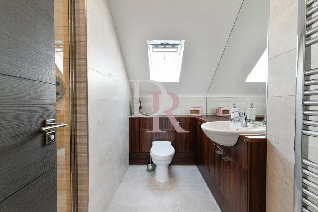ENSUITE 1
