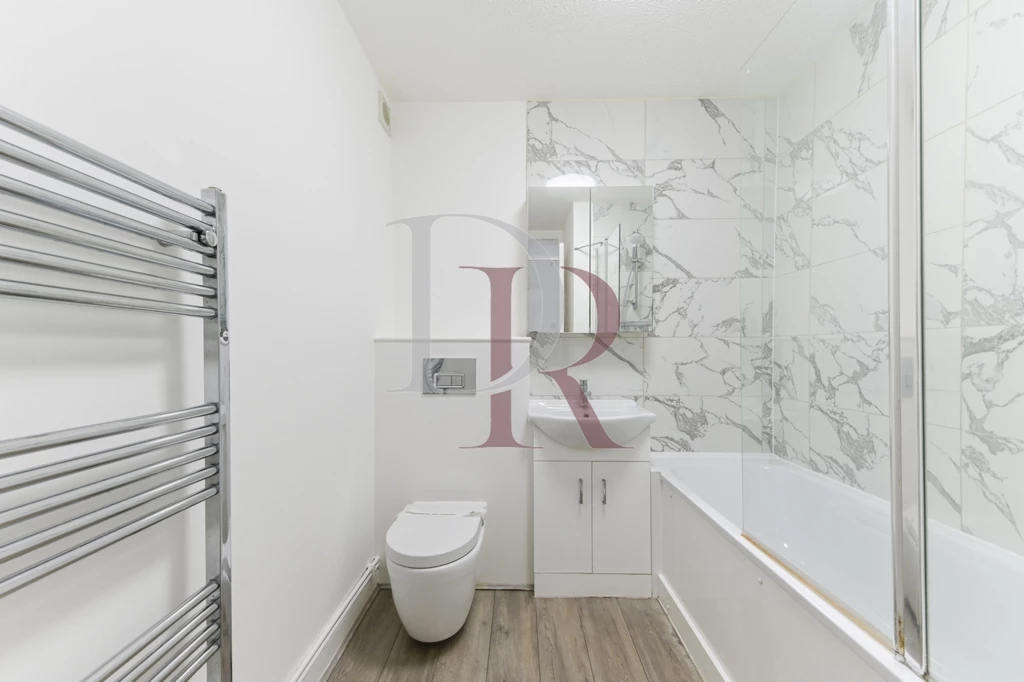 Bathroom & WC