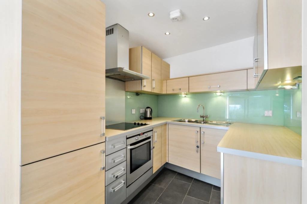 KITCHEN KITCHEN
