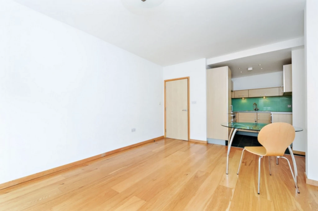 RECEPTION & KITCHEN