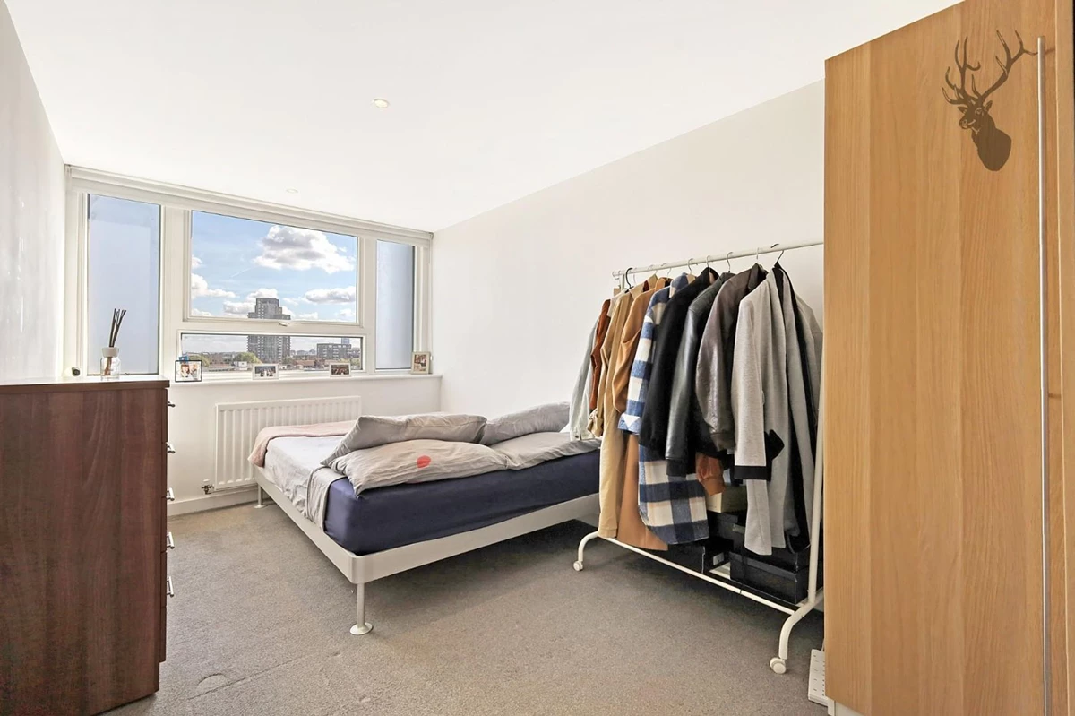 Photo 12