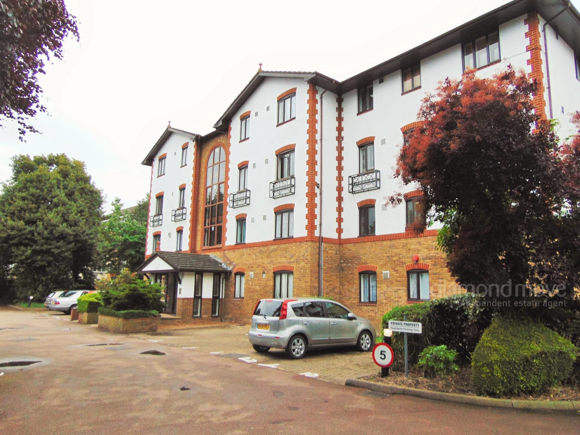 Hounslow TW3