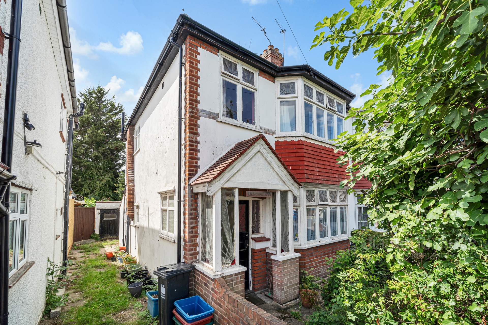 Hounslow TW3