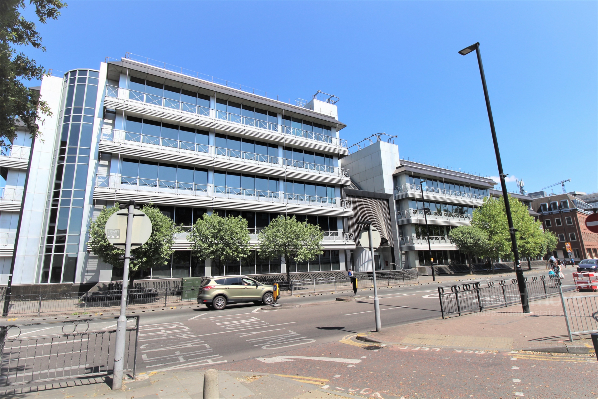Hounslow TW3
