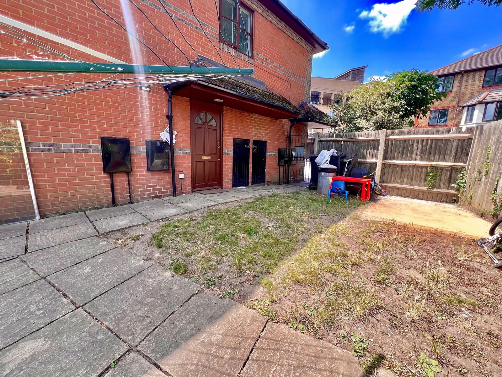 Hounslow TW3