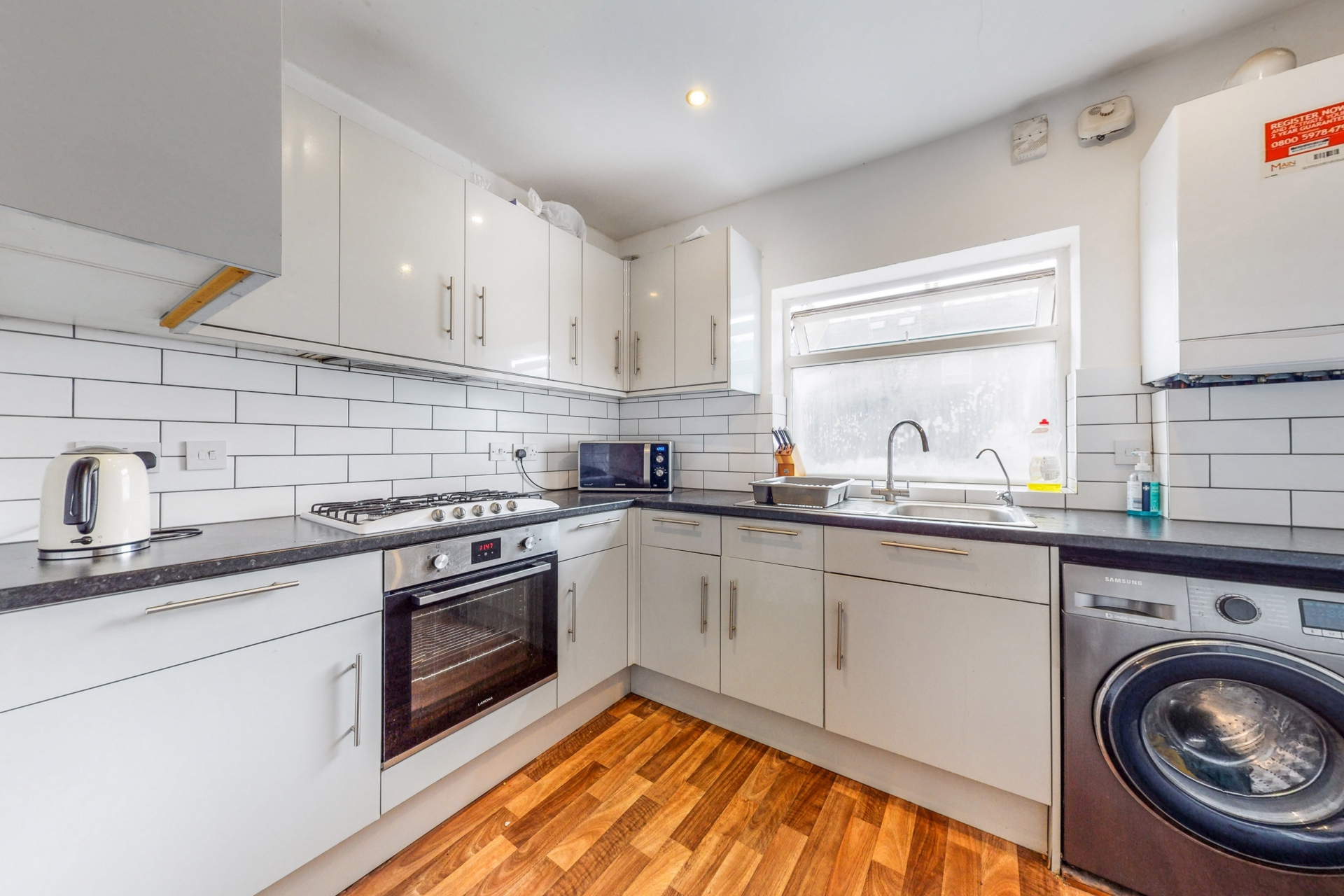 Property For Sale Montague Road, Hanwell, W7 4 Bedroom End Of Terrace