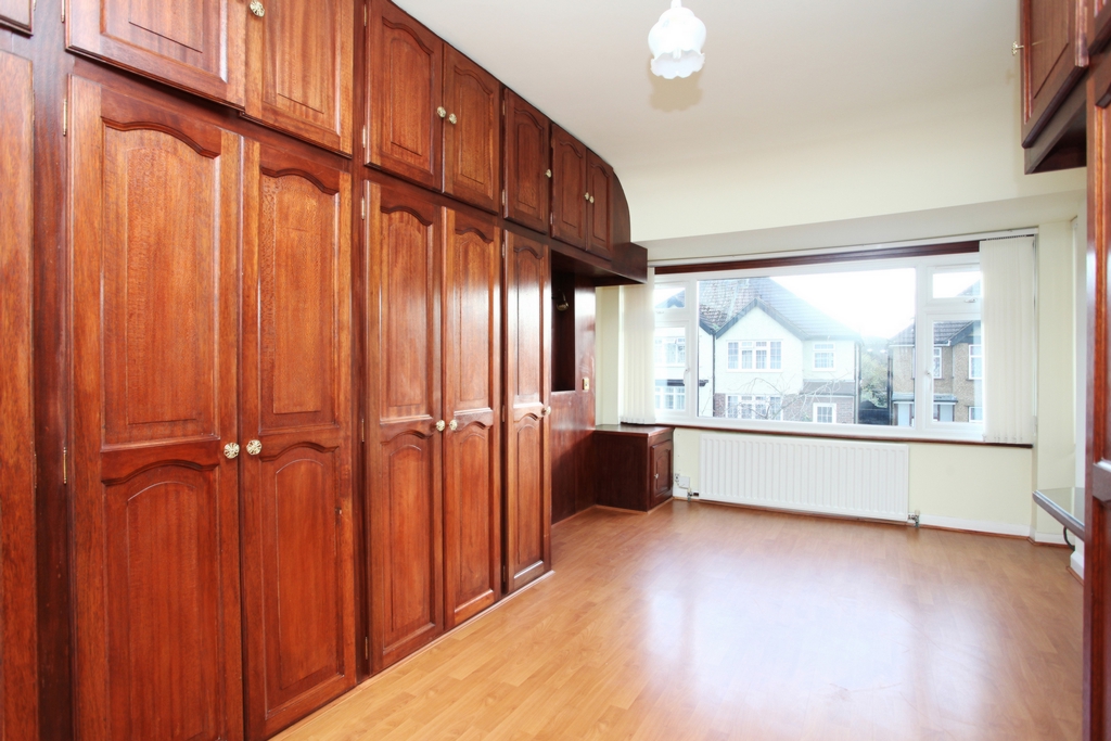 Property For Sale Beresford Avenue, Hanwell, W7 3 Bedroom Semi