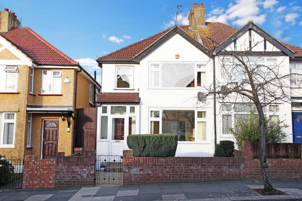 Property For Sale Beresford Avenue, Hanwell, W7 3 Bedroom Semi