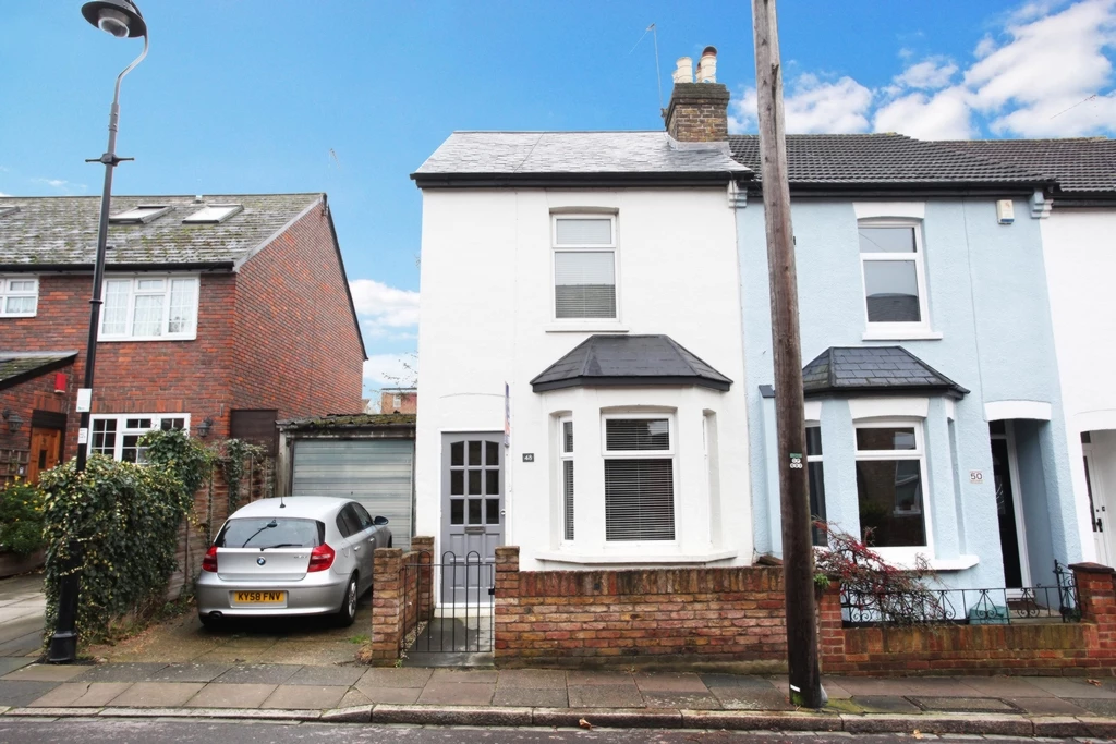 Bishops Road Hanwell W7