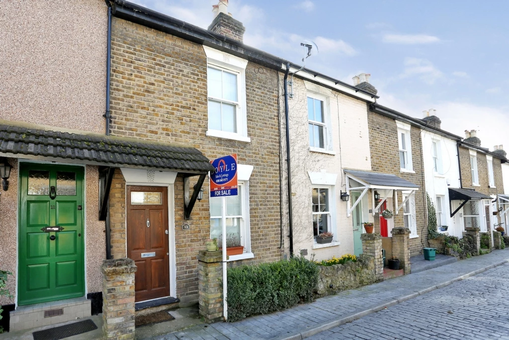 St Andrews Road Hanwell London W7