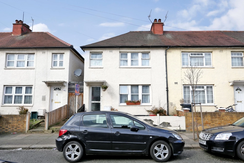 Humes Avenue Hanwell W7