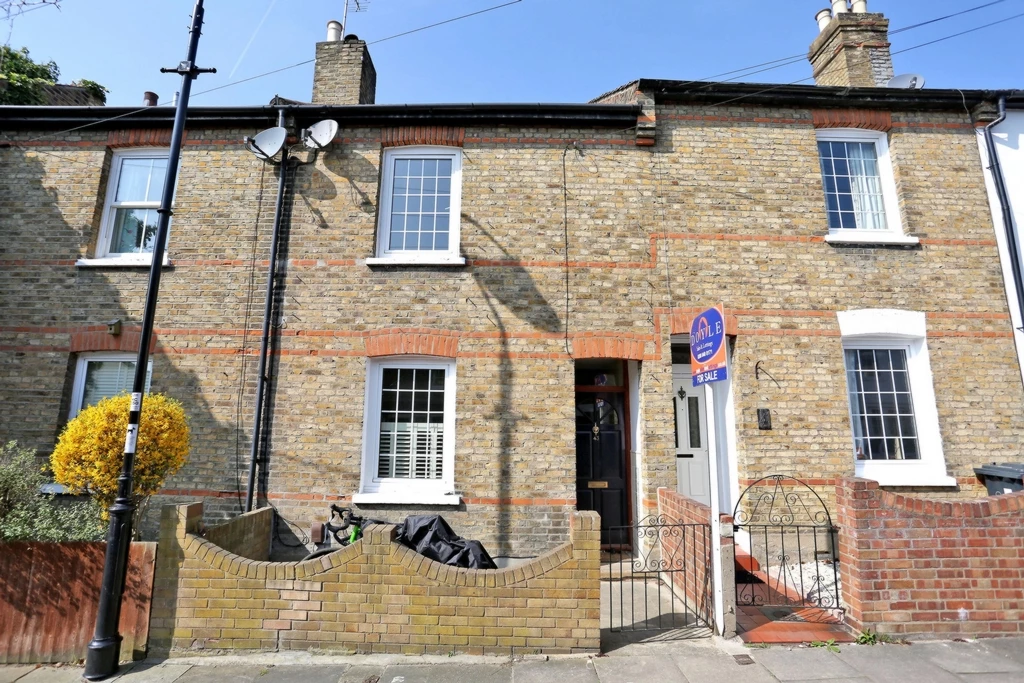 Bishops Road Hanwell London W7