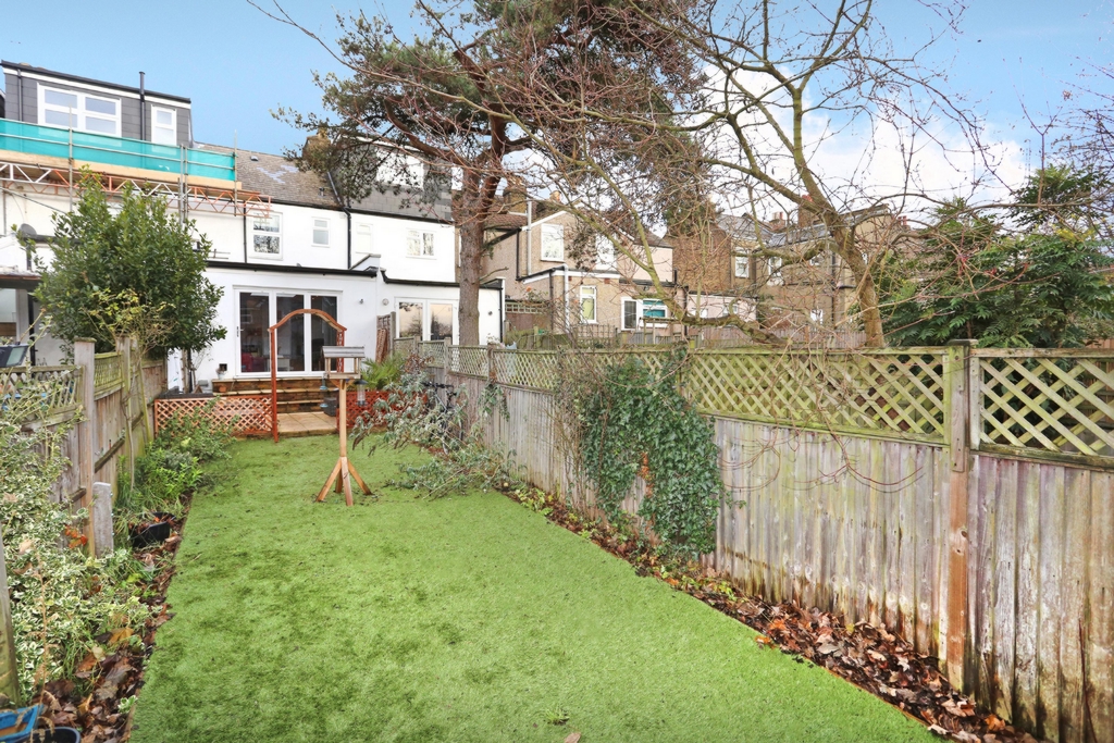Property For Sale St Margarets Road, Hanwell, W7 2 Bedroom House