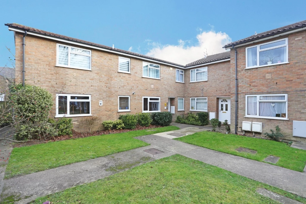 April Close Hanwell London W7