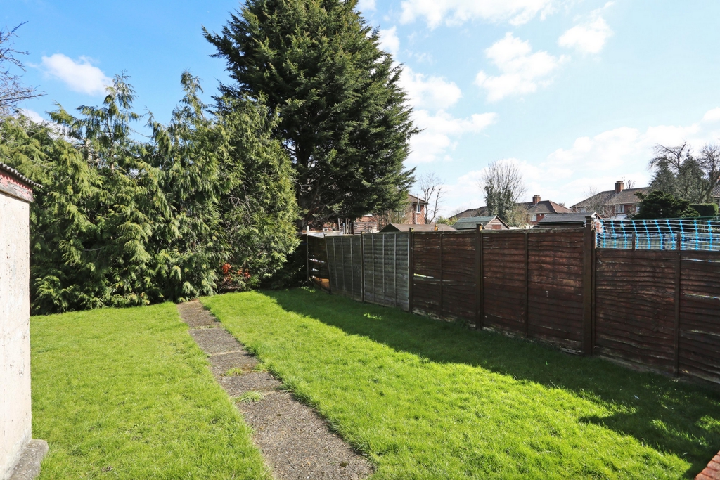Property For Sale Greenford Avenue, Hanwell, W7 3 Bedroom Semi