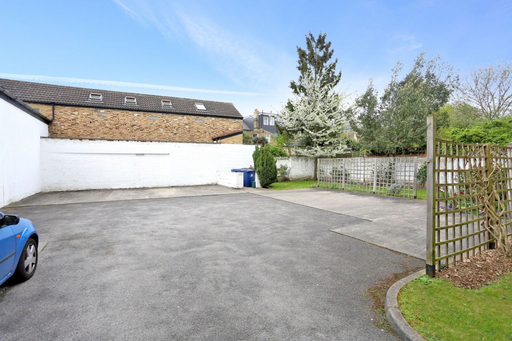 Property For Sale Osterley Park View Road, Hanwell, W7 1 Bedroom