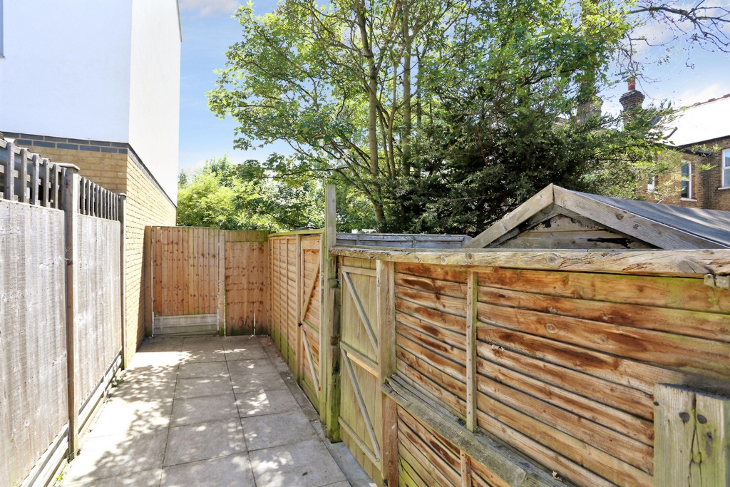 Property For Sale Greenford Avenue, Hanwell, W7 2 Bedroom