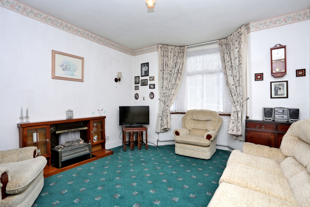Property For Sale Studley Grange Road, Hanwell, W7 3 Bedroom End Of