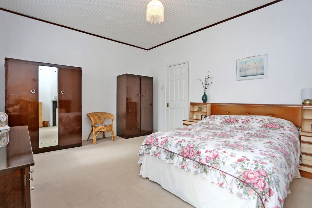 Property For Sale Studley Grange Road, Hanwell, W7 3 Bedroom End Of