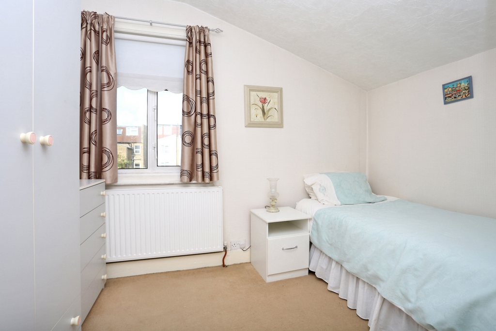 Property For Sale Studley Grange Road, Hanwell, W7 3 Bedroom End Of