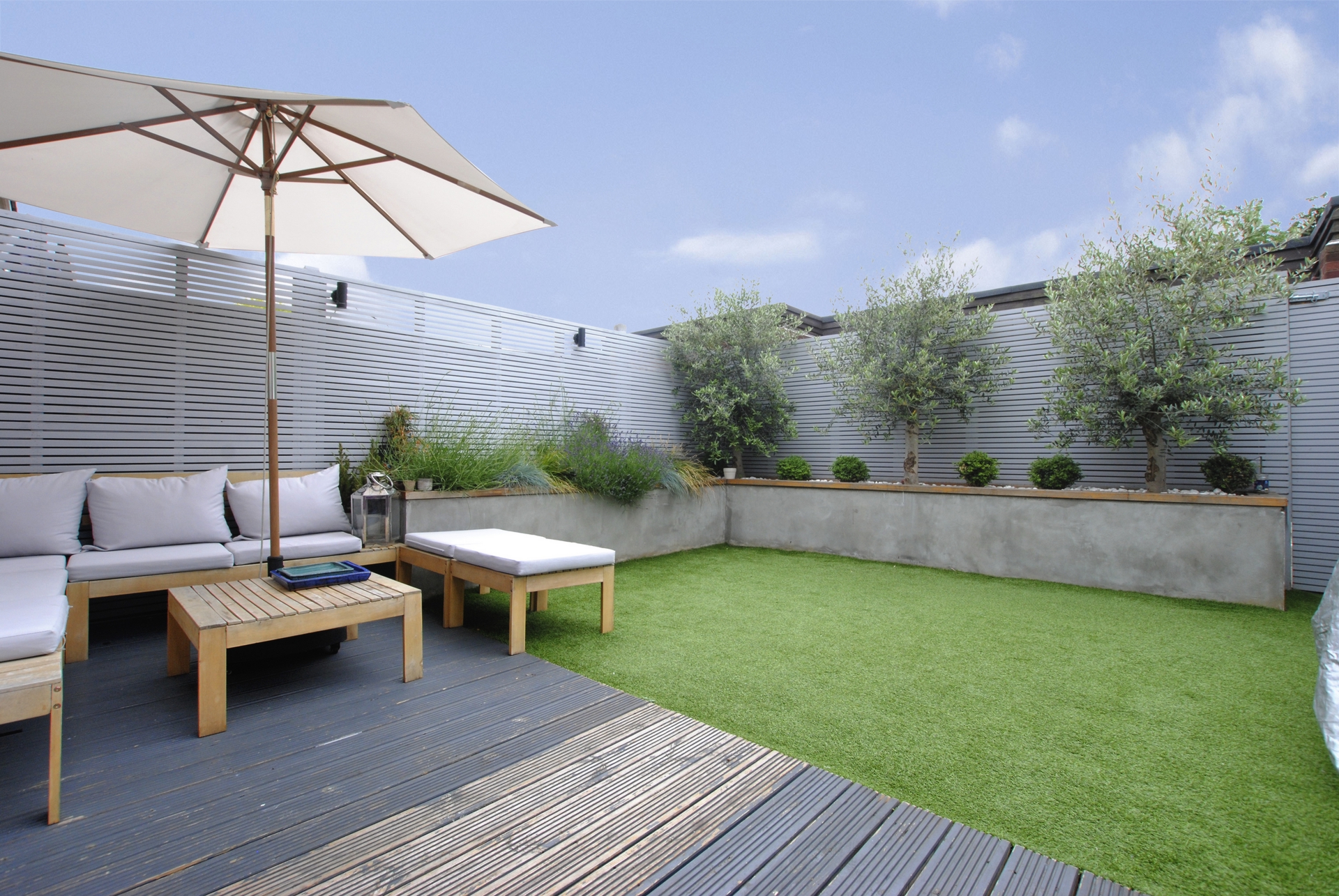 Property For Sale Allingham Close, Hanwell, W7 3 Bedroom Town House