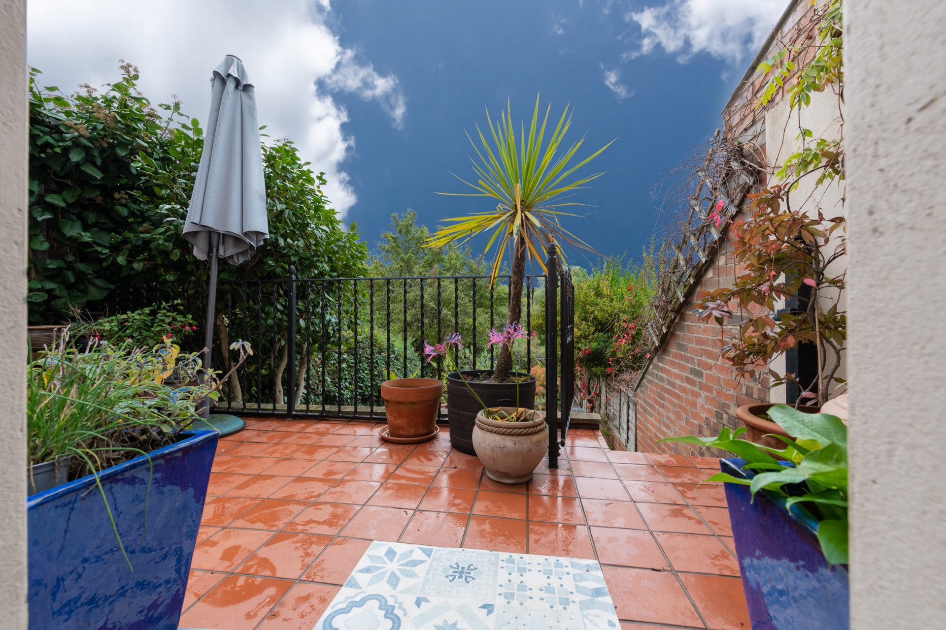 Property For Sale St Margarets Road, Hanwell, W7 3 Bedroom House