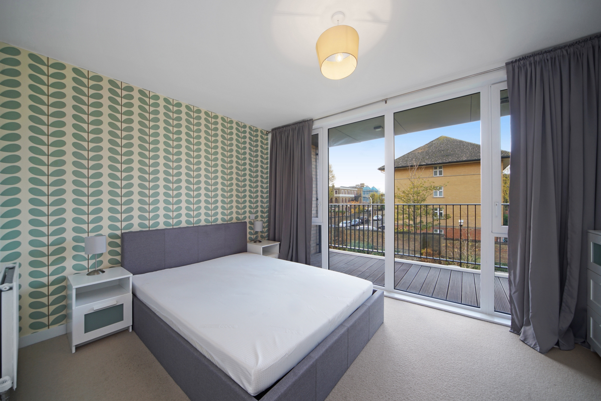 Property For Sale Denman Avenue, Southall, UB2 1 Bedroom Apartment