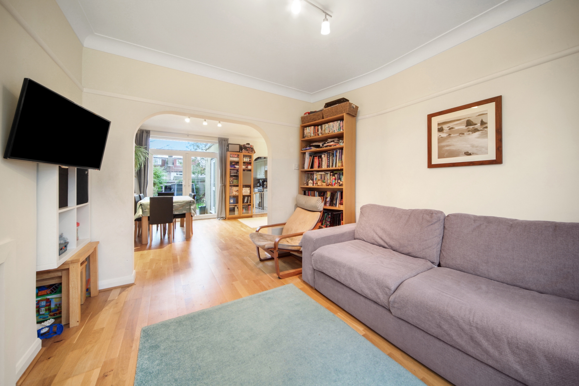 Property For Sale Cuckoo Dene, Hanwell, W7 3 Bedroom End Of Terrace