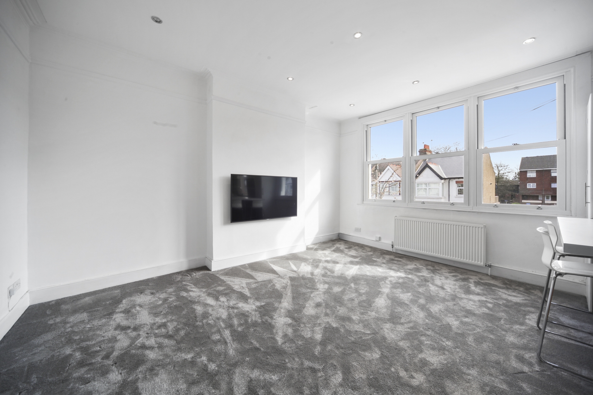 Property For Sale Milton Road, Hanwell, W7 3 Bedroom Apartment