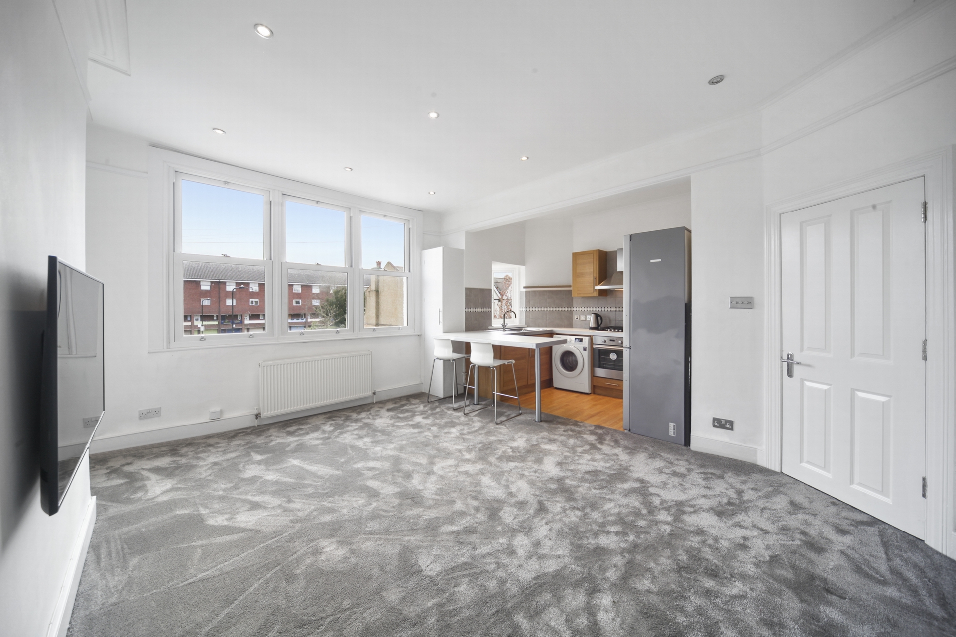 Property For Sale Milton Road, Hanwell, W7 3 Bedroom Apartment