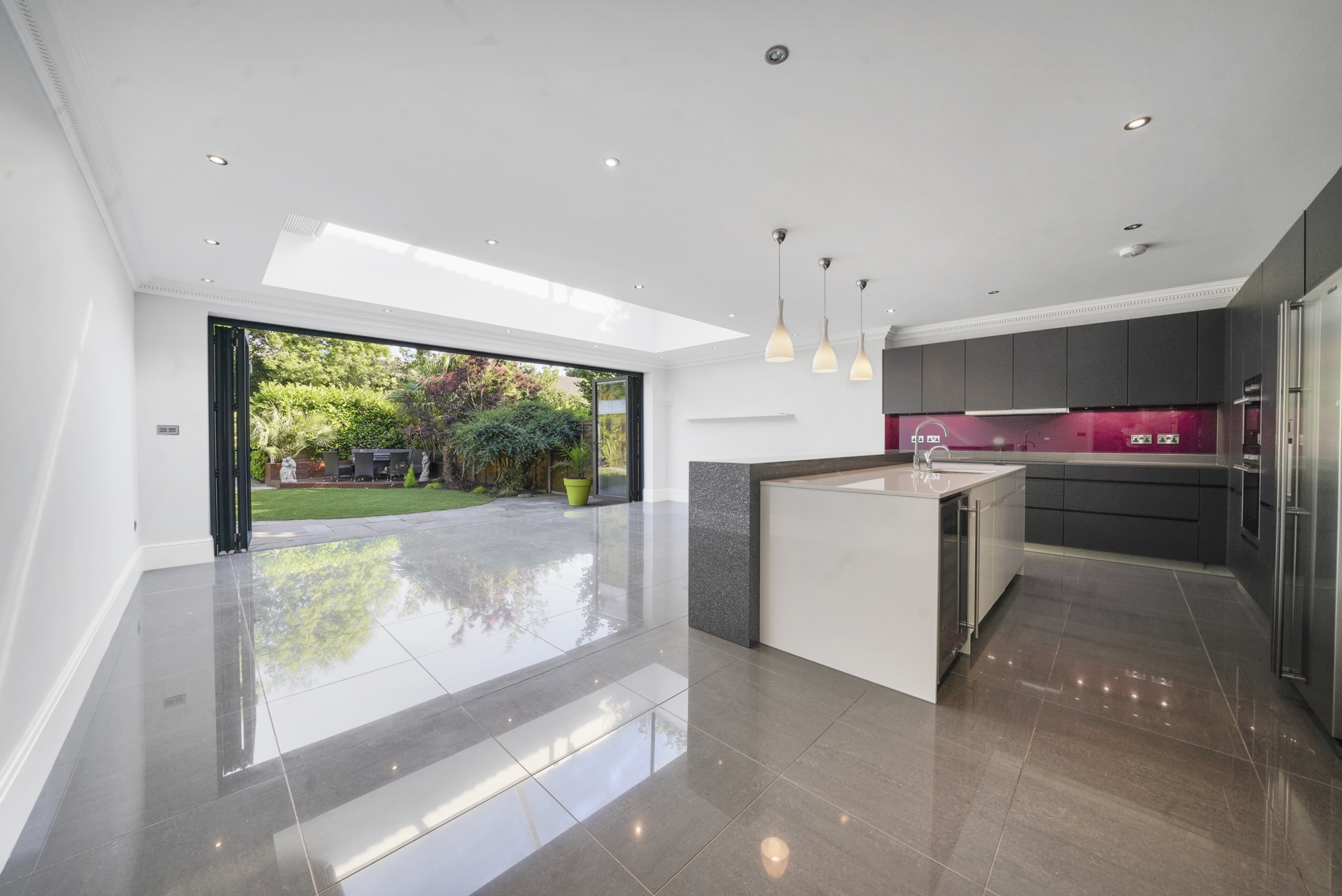 Property For Sale Manor Court Road, Hanwell, W7 5 Bedroom Detached