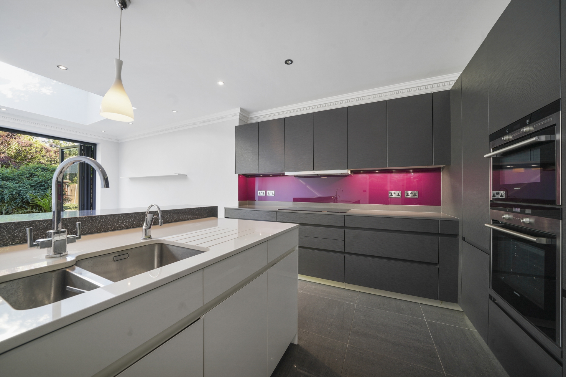 Property For Sale Manor Court Road, Hanwell, W7 5 Bedroom Detached