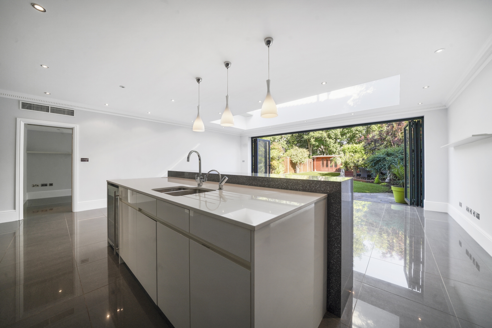 Property For Sale Manor Court Road, Hanwell, W7 5 Bedroom Detached