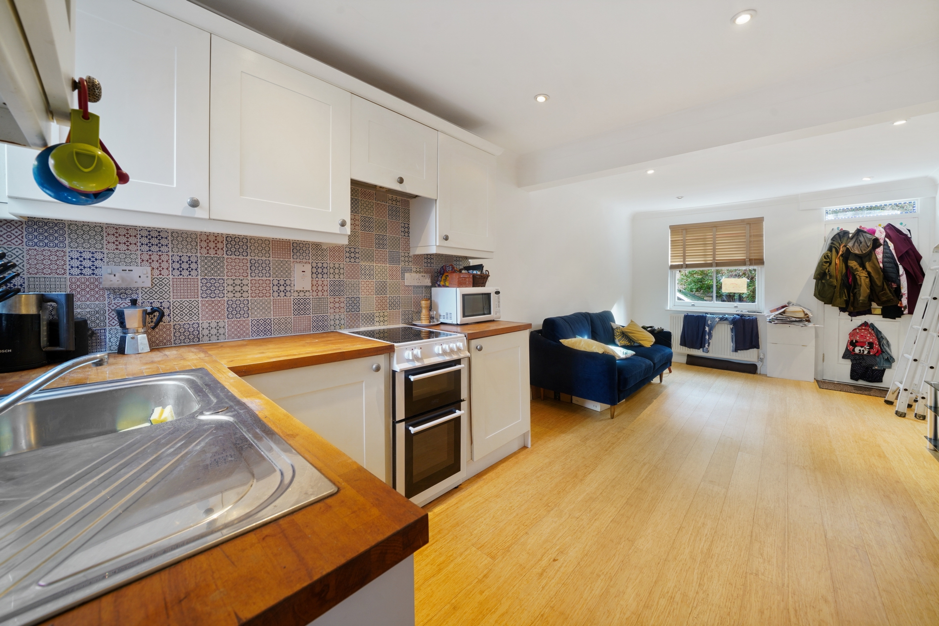 Property For Sale Queens Terrace Cottages, Hanwell, W7 2 Bedroom