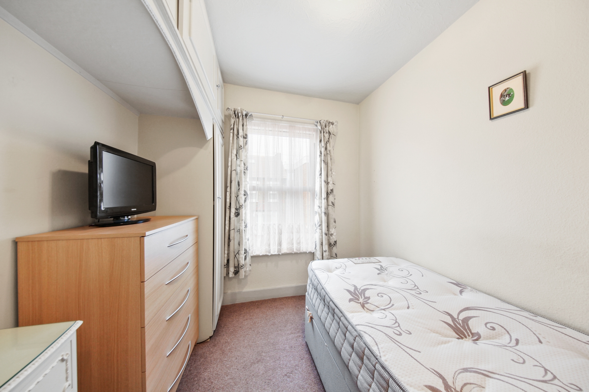 Property For Sale Studley Grange Road, Hanwell, W7 3 Bedroom House