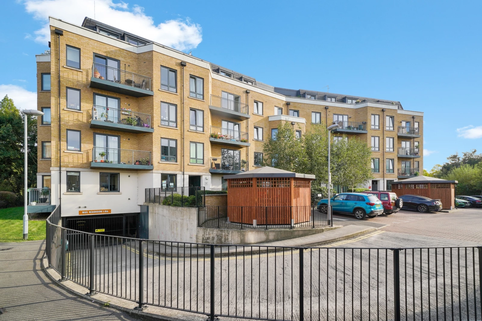 Dock Meadow Reach Hanwell W7