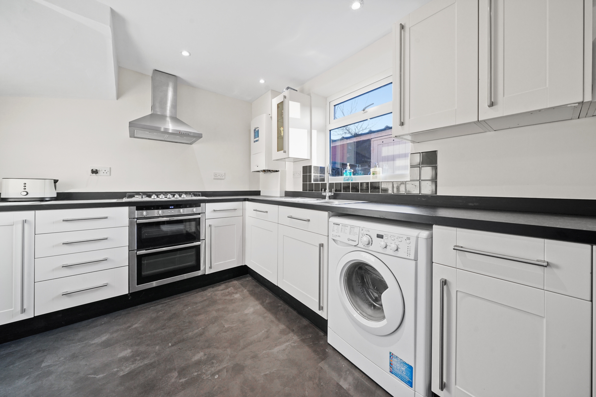 Property For Sale Chesterton Close, Greenford, UB6 3 Bedroom House