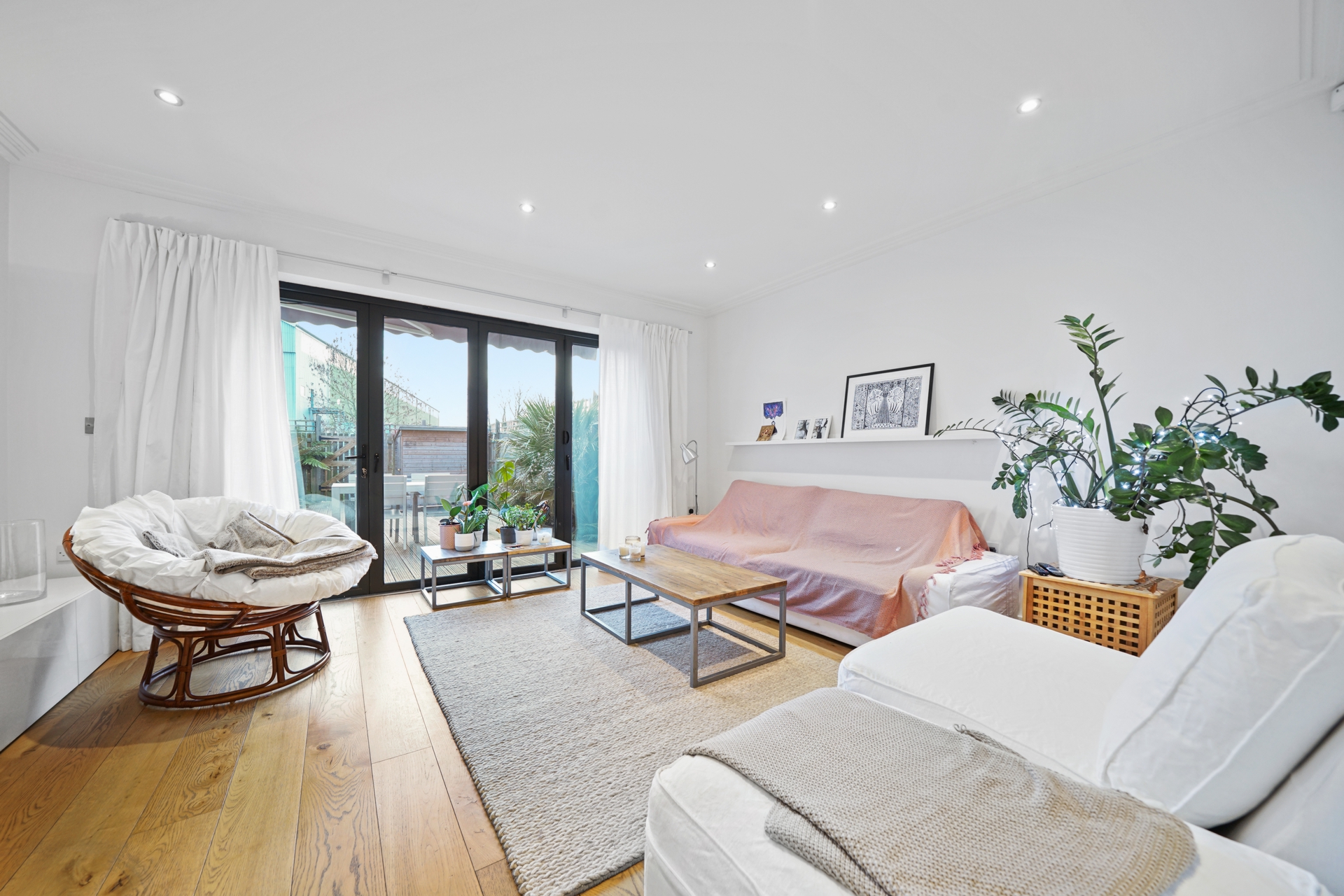 Property For Sale Jessop Place, St Margarets Road, W7 4 Bedroom House