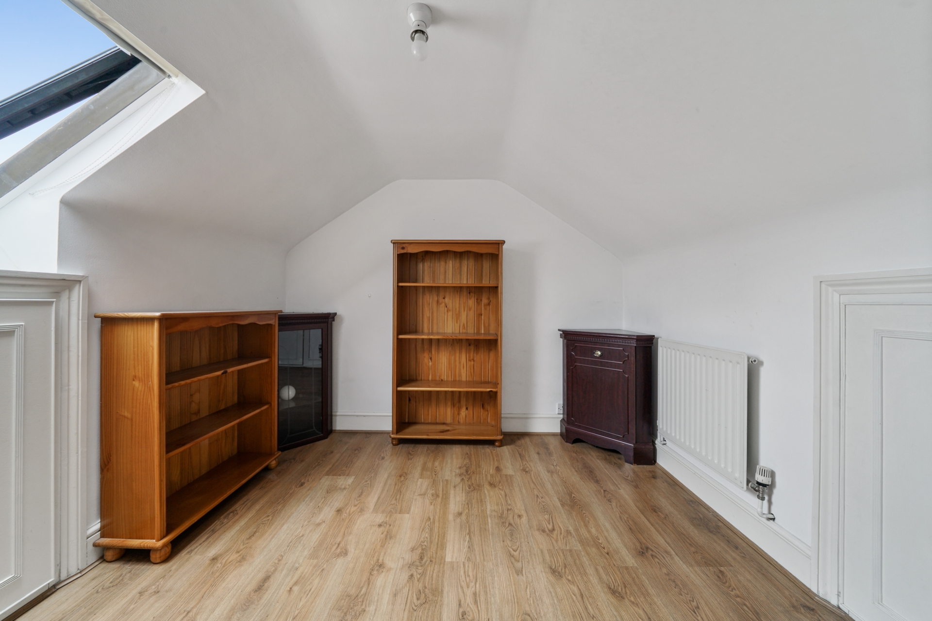 Property For Sale Montague Road, Hanwell, W7 2 Bedroom House through