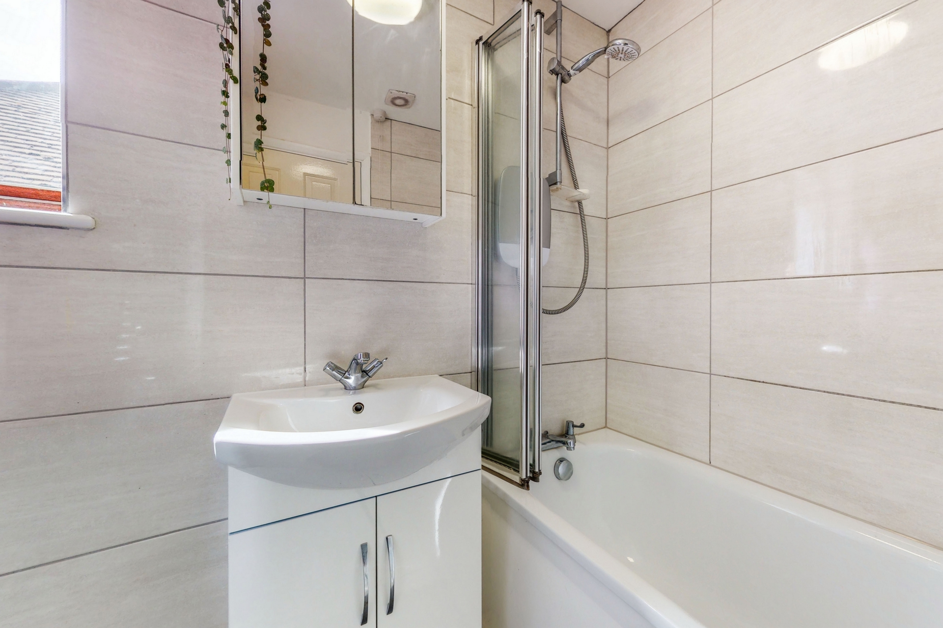 Property For Sale Studland Road, Hanwell, W7 1 Bedroom Apartment