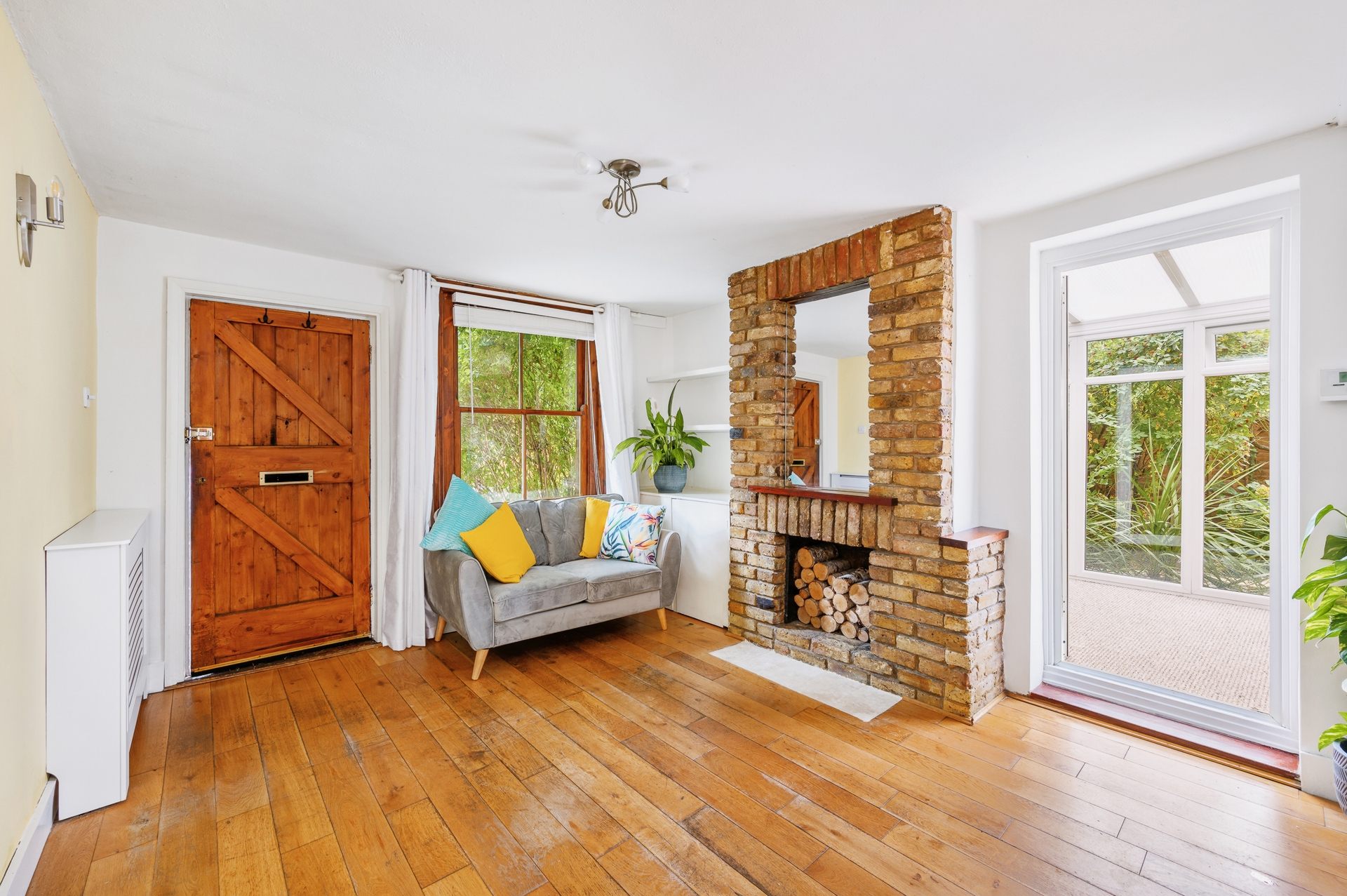 Property For Sale Lower Boston Road, Hanwell, W7 3 Bedroom End Of