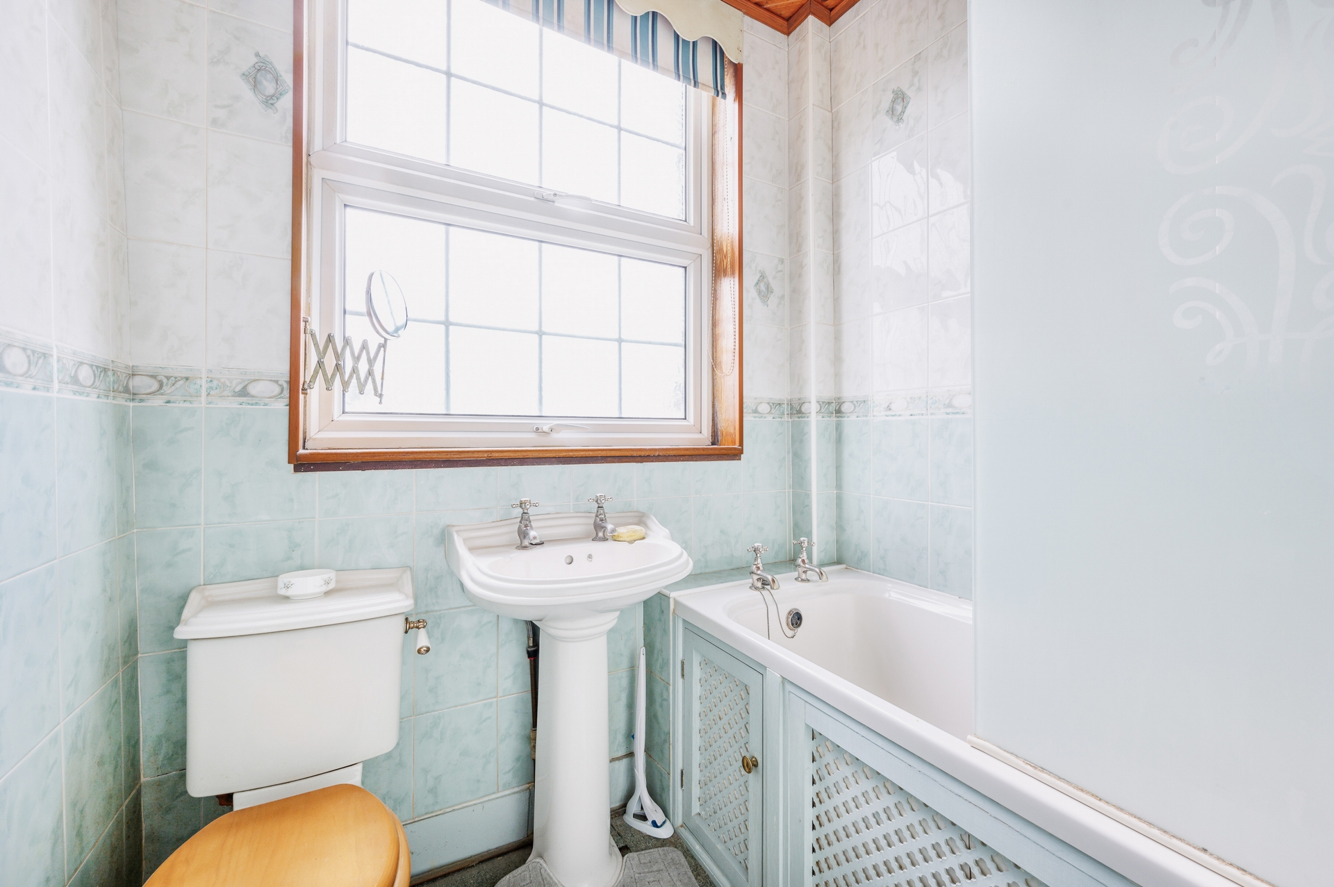 Property For Sale Deans Road, Hanwell, W7 4 Bedroom House through