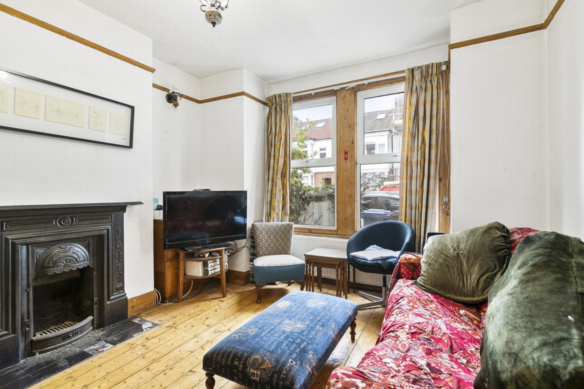 Property For Sale Montague Road, Hanwell, W7 3 Bedroom House through
