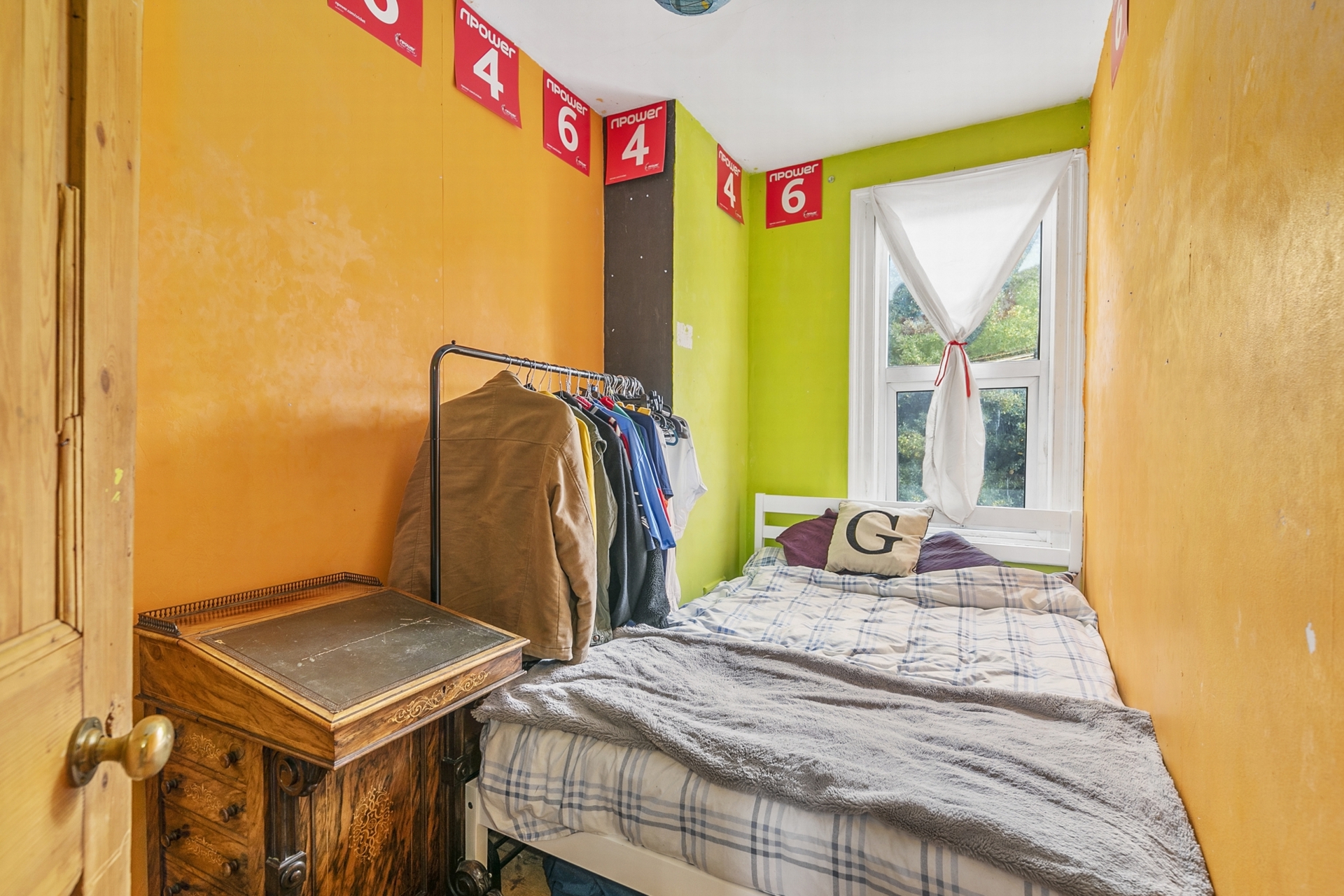 Property For Sale Montague Road, Hanwell, W7 3 Bedroom House through