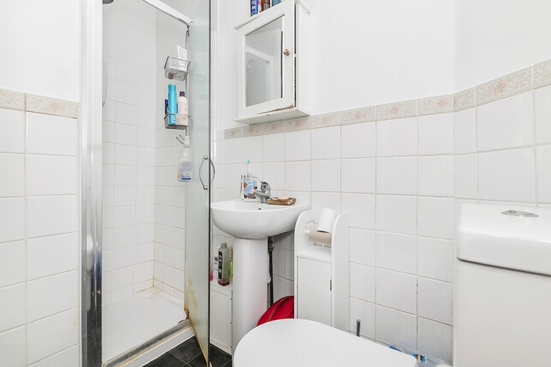 Property For Sale Montague Road, Hanwell, W7 3 Bedroom House through